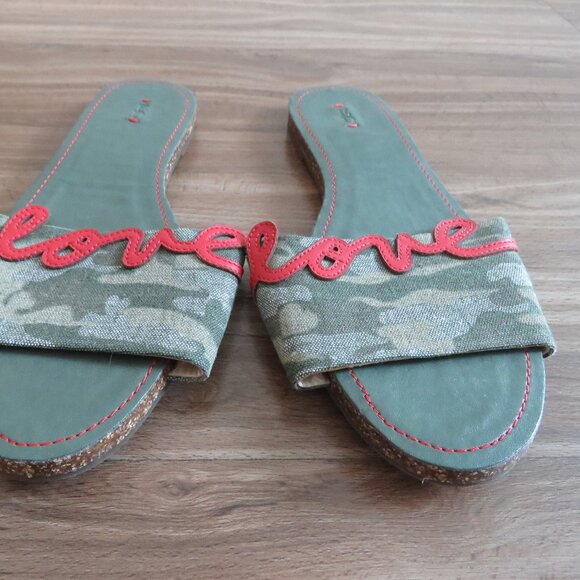 ED ELLEN DEGENERES Sharlin Camo Love Slide Open Toe Slip On Sandals - Size US 6 - Picture 5 of 10